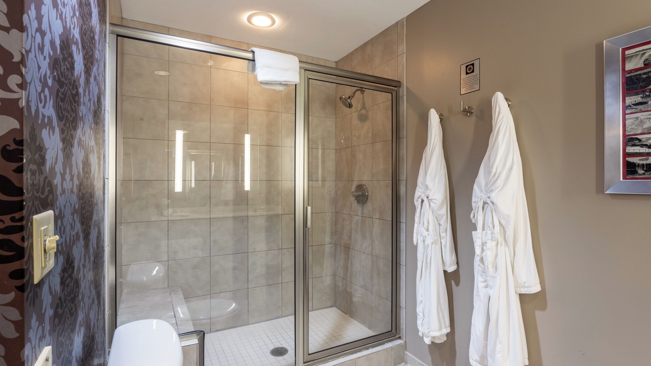 Photo of Bathroom in Downtown Niagara Falls