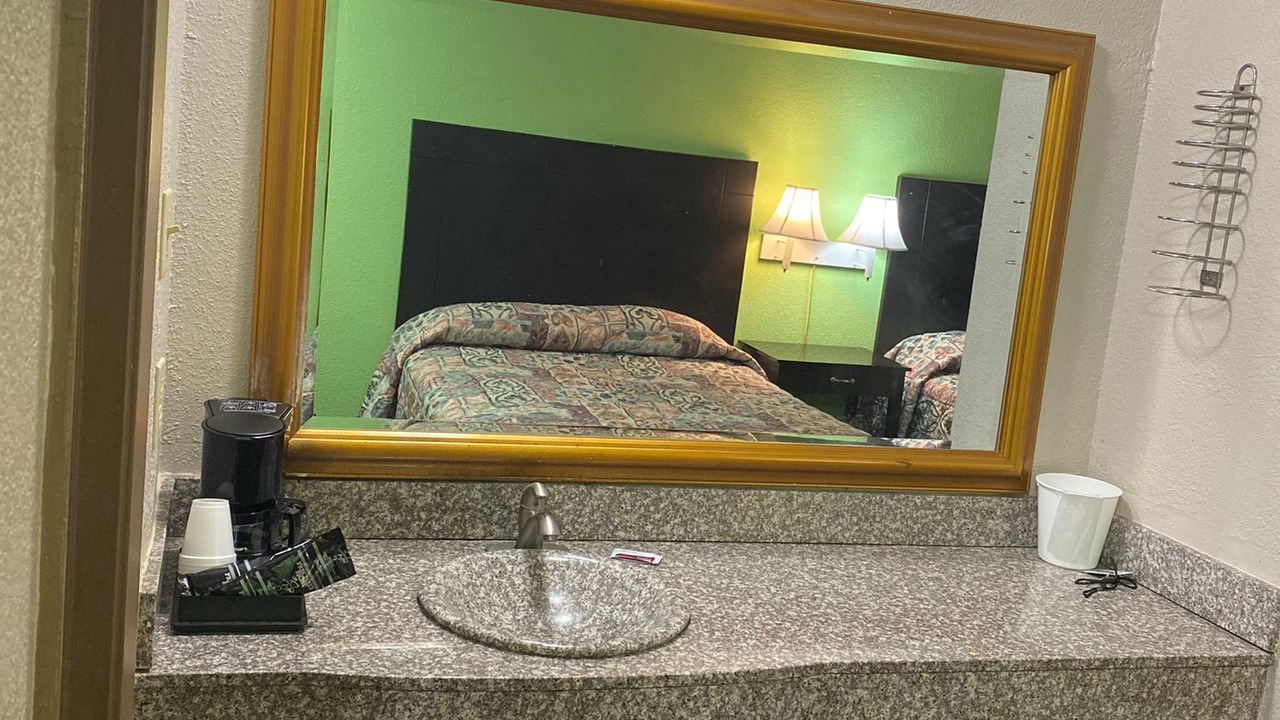 Photo of Bathroom in Jasper