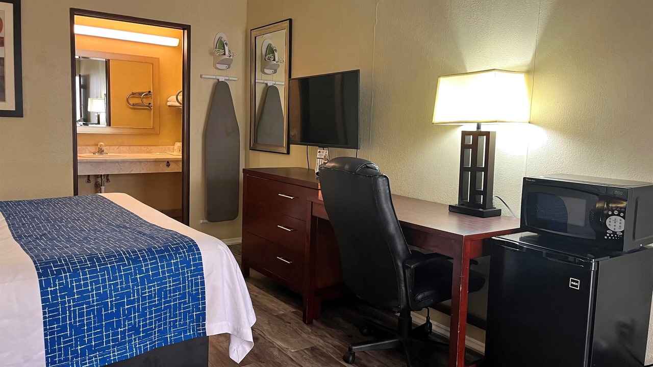 Photo of Bedroom in Seymour