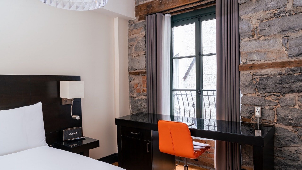 Photo of Bedroom in Old Montreal