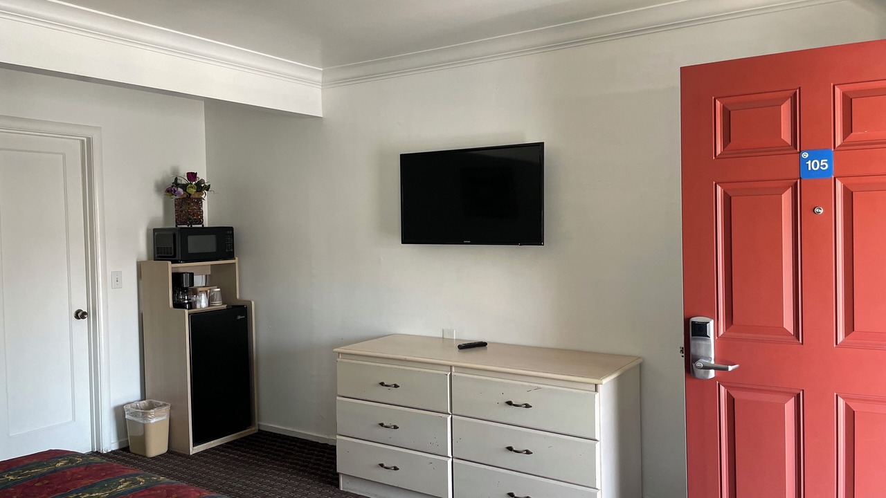 Photo of Bedroom in Willits