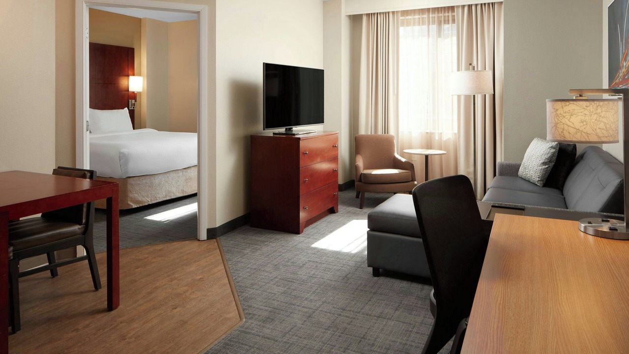 Photo of Bedroom in Court House