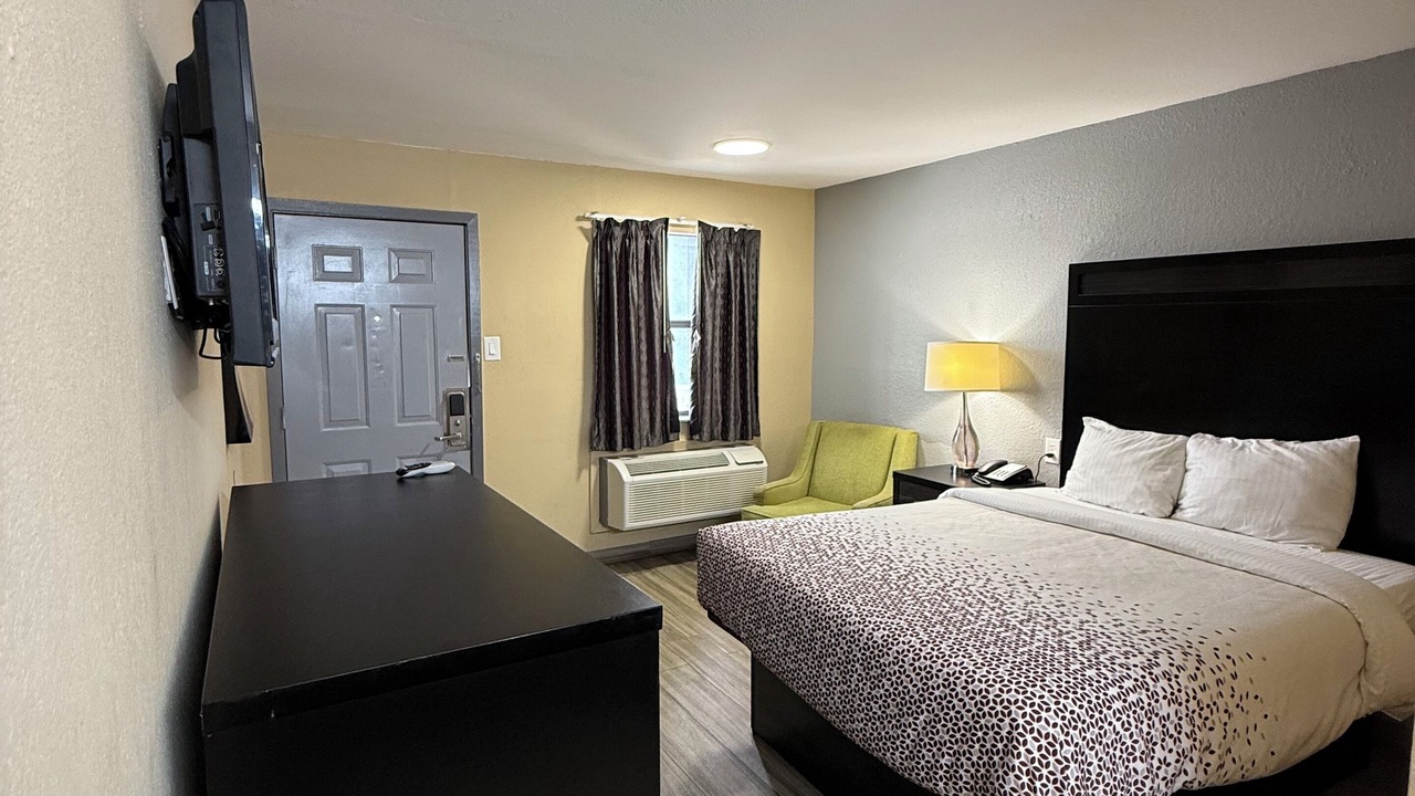 Photo of Bedroom in Hazen