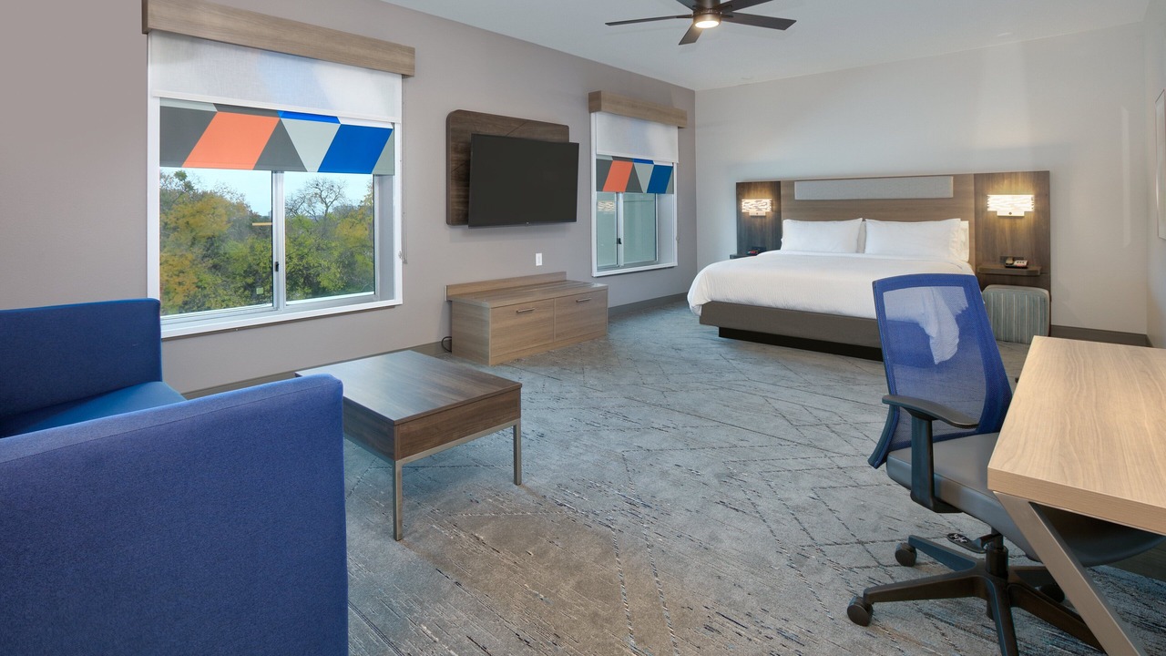 Photo of Bedroom in Far North Dallas