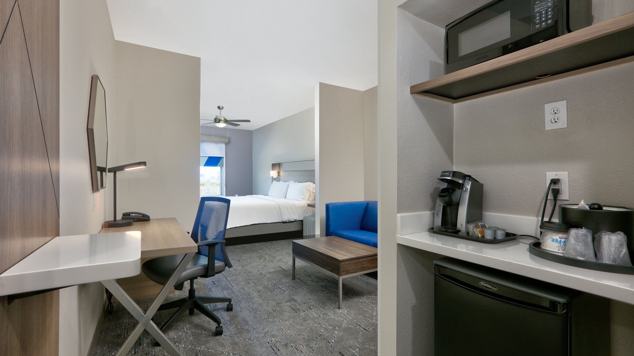 Photo of Bedroom in Far North Dallas