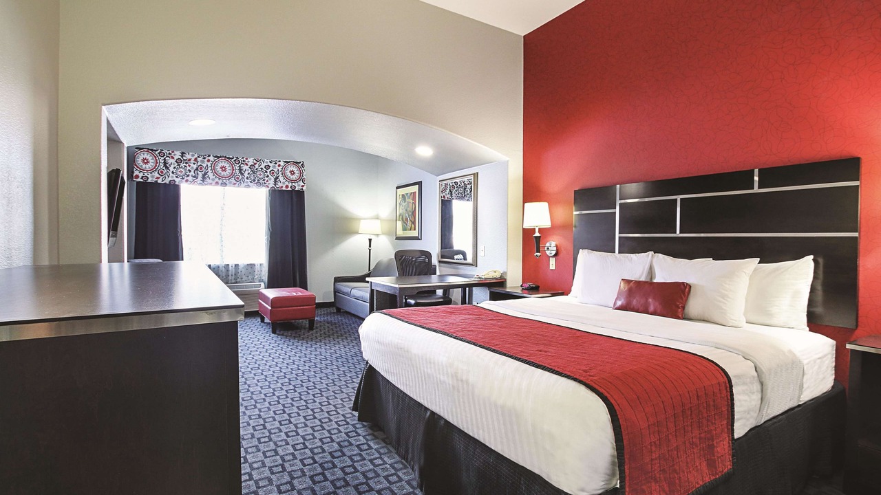 Photo of Bedroom in Hutchins