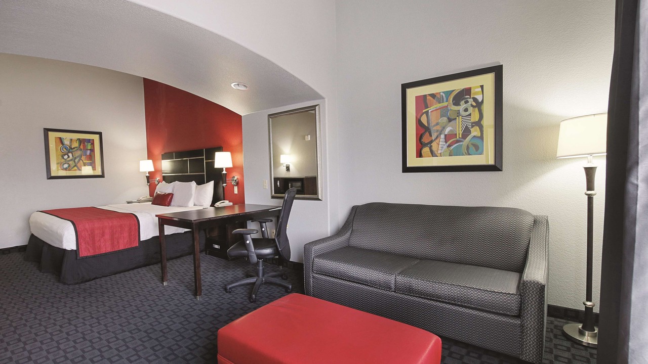 Photo of Bedroom in Hutchins