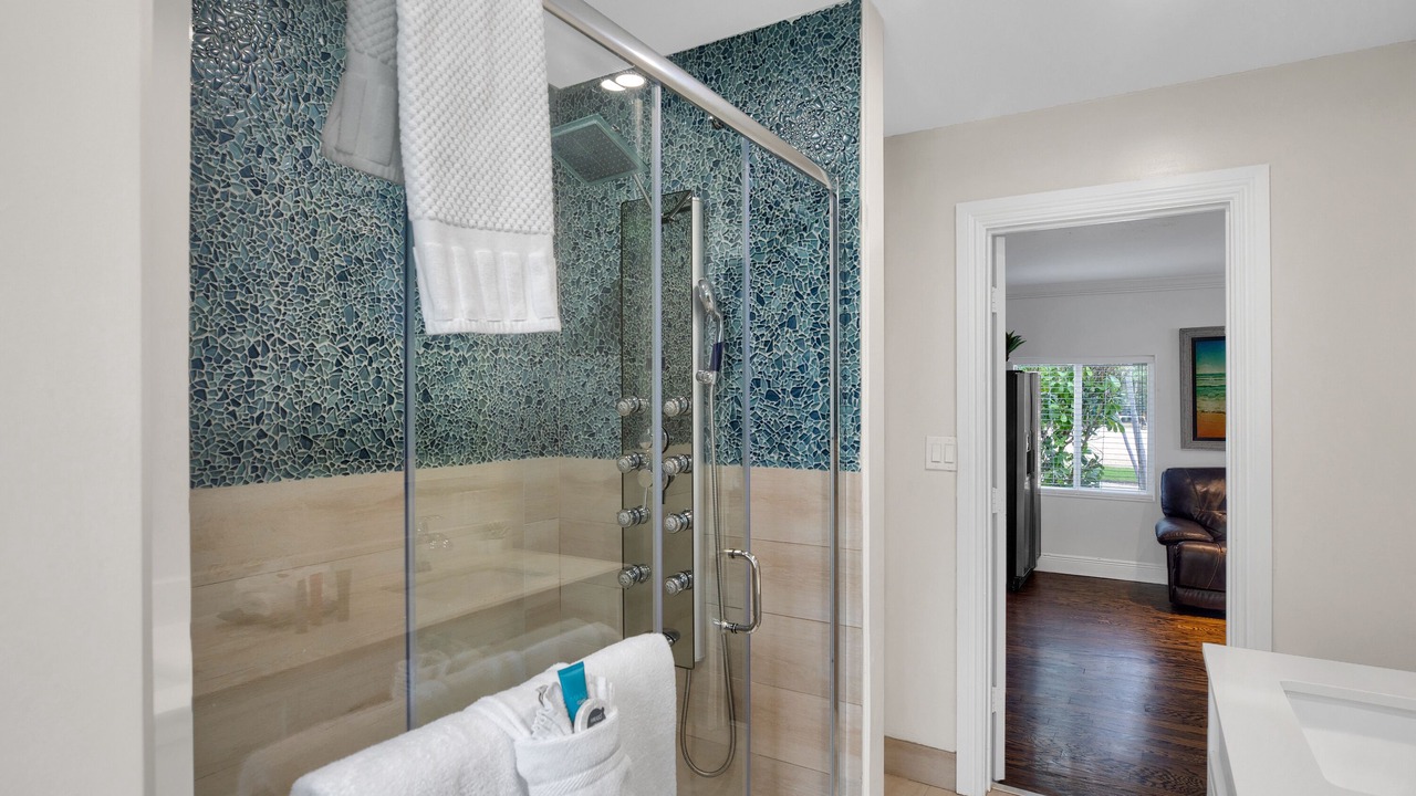 Photo of Bathroom in Tavernier
