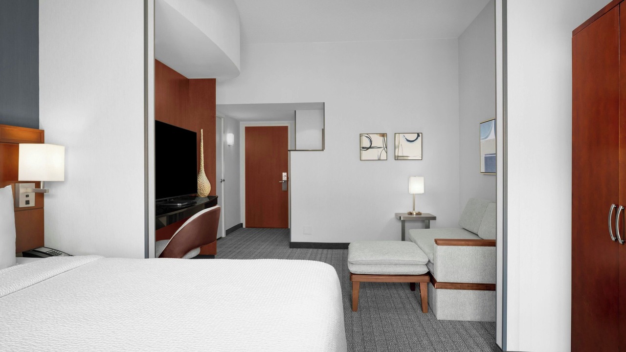 Photo of Bedroom in Far North Central