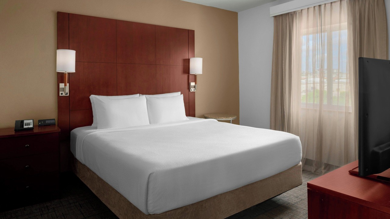 Photo of Bedroom in Far North Central