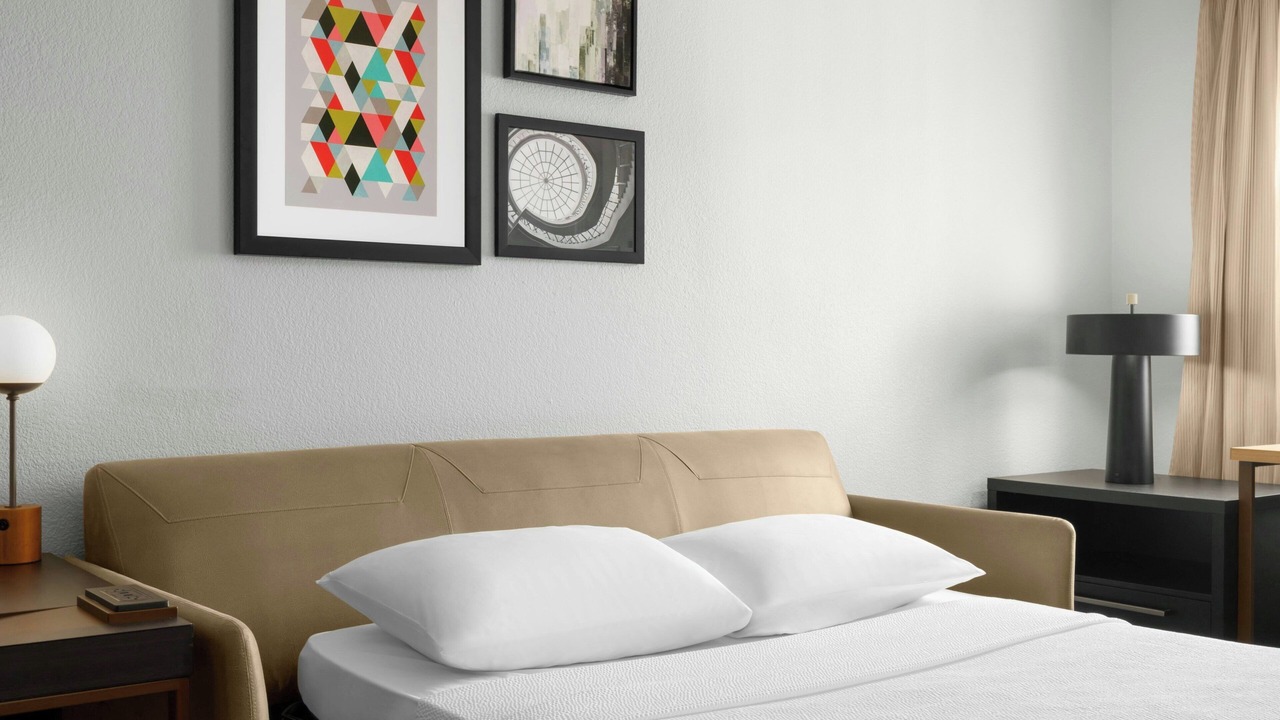 Photo of Bedroom in Far North Central