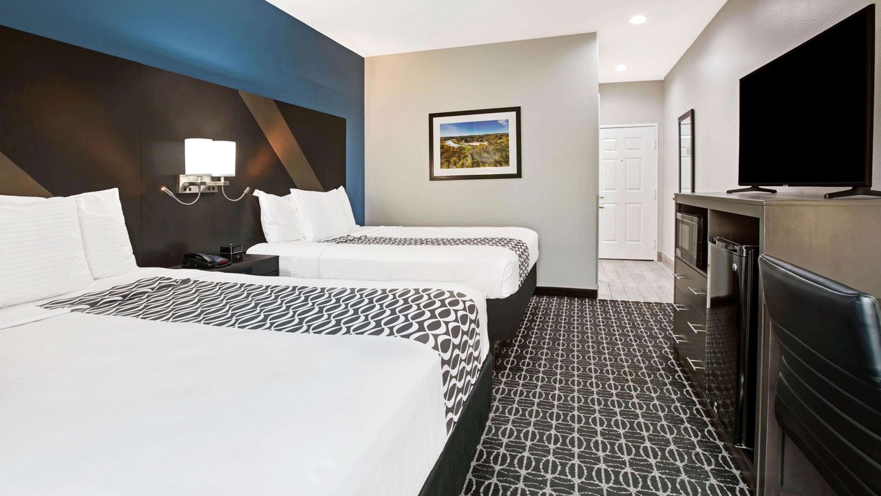 Photo of Bedroom in Sulphur Springs