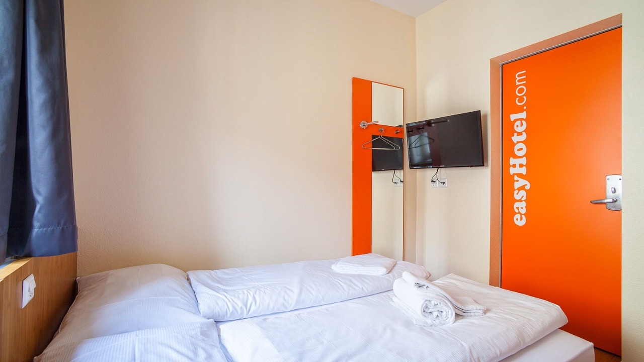 Photo of Bedroom in Basel City Centre
