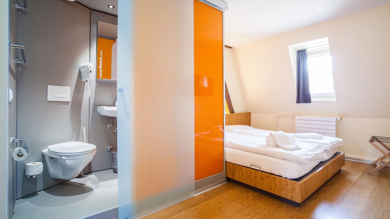 Photo of Bedroom in Basel City Centre