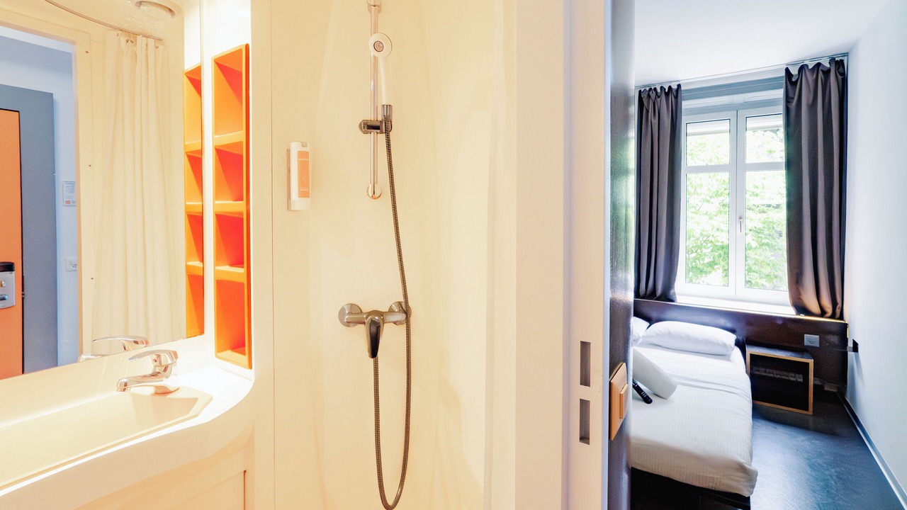 Photo of Bathroom in Langstrasse