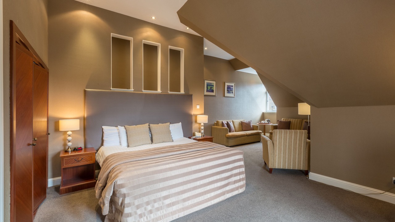 Photo of Others in Pollokshields