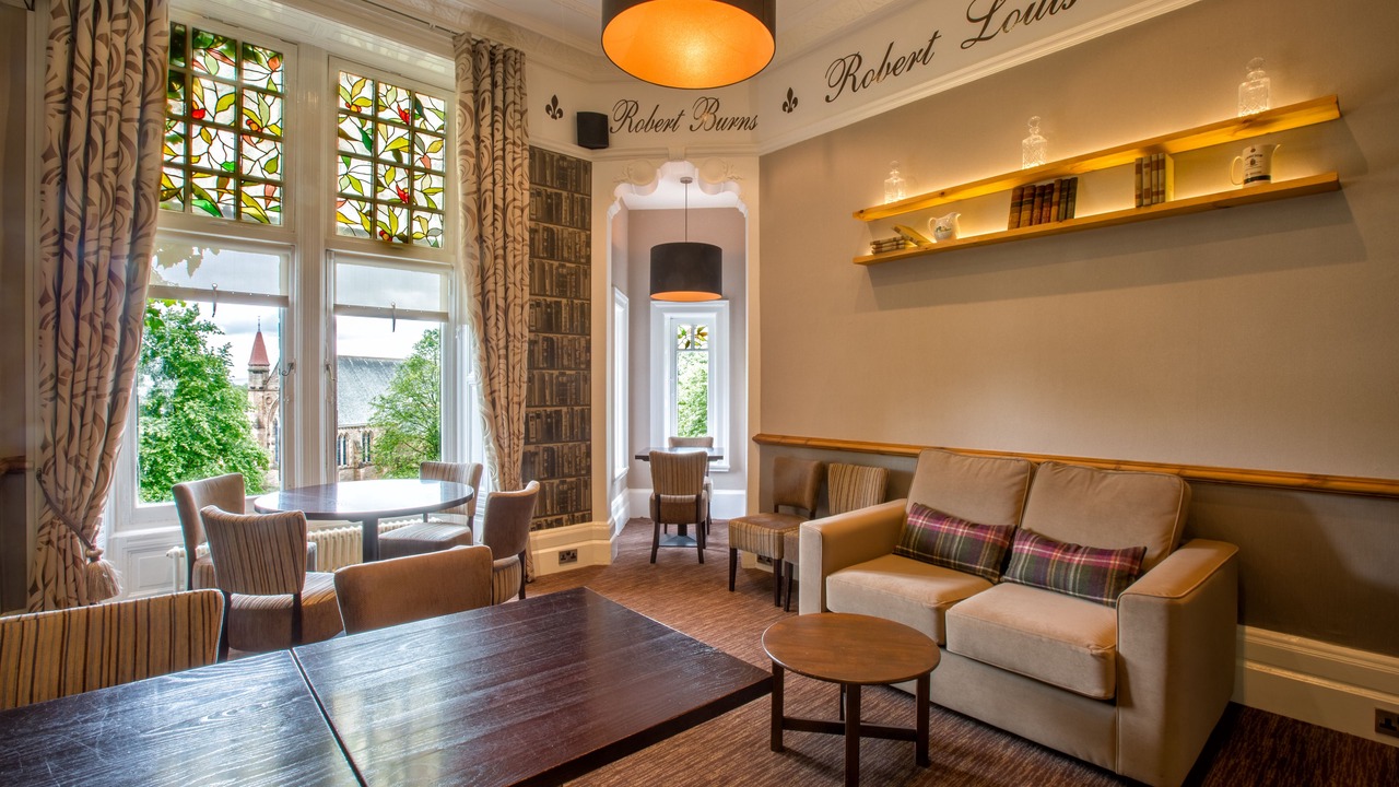 Photo of Others in Pollokshields