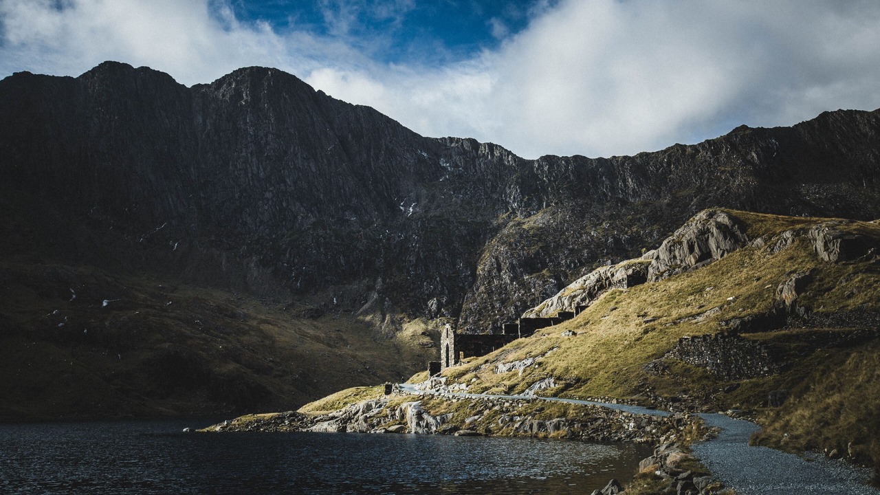 Photo of Others in Bont Newydd