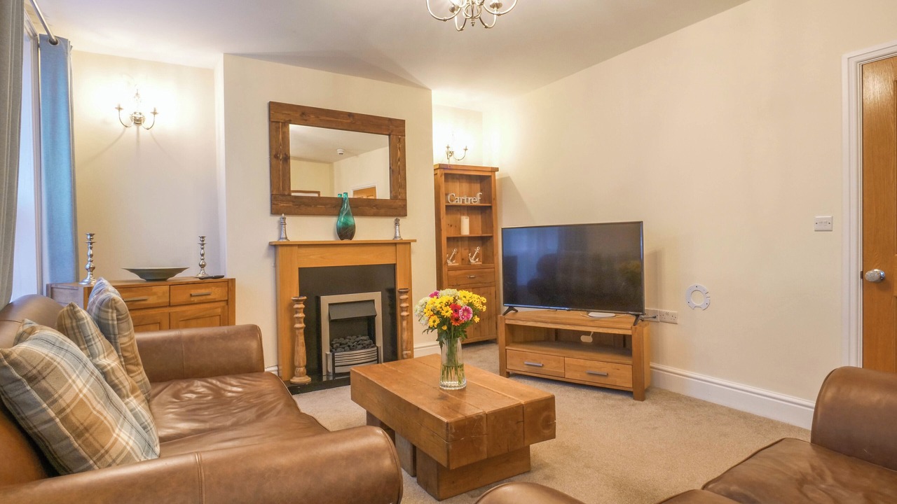 Photo of Others in Bont Newydd