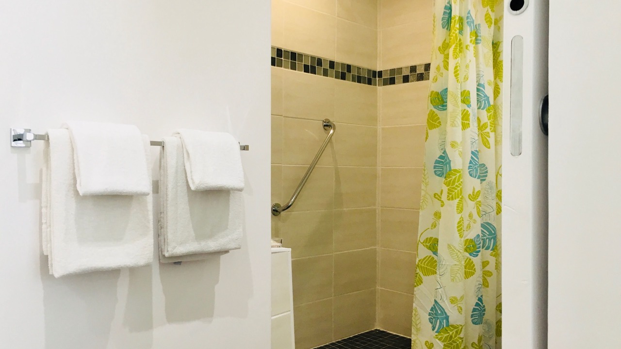 Photo of Bathroom in Republique–Point-du-Jour