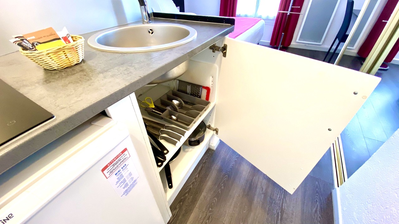 Photo of Kitchen in Republique–Point-du-Jour