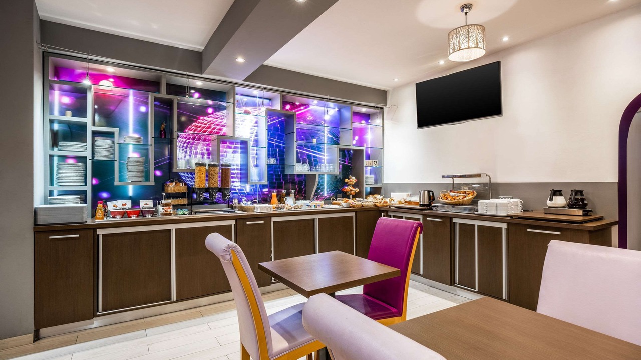 Photo of Others in Olivet