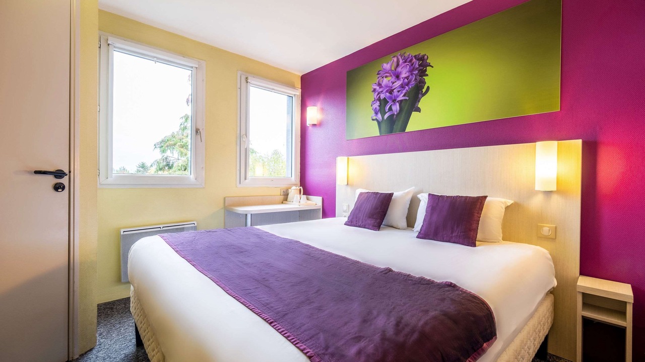 Photo of Others in Olivet