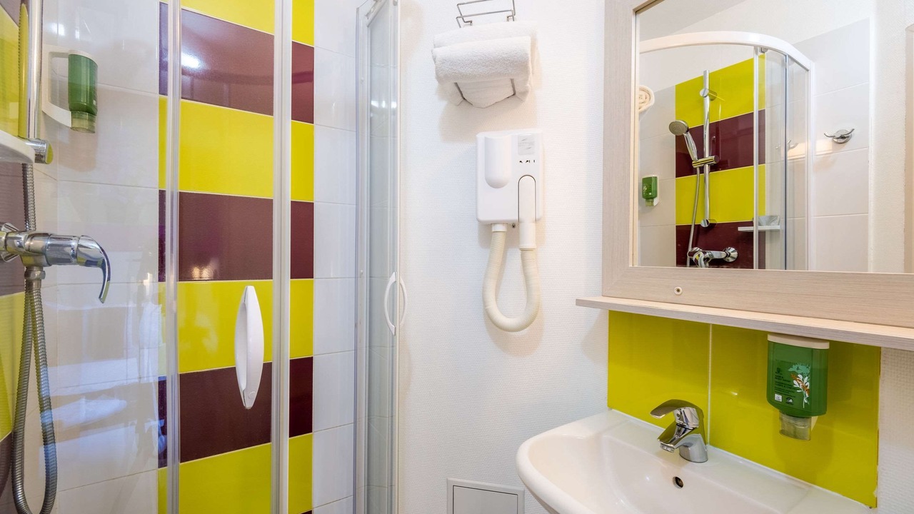 Photo of Others in Olivet