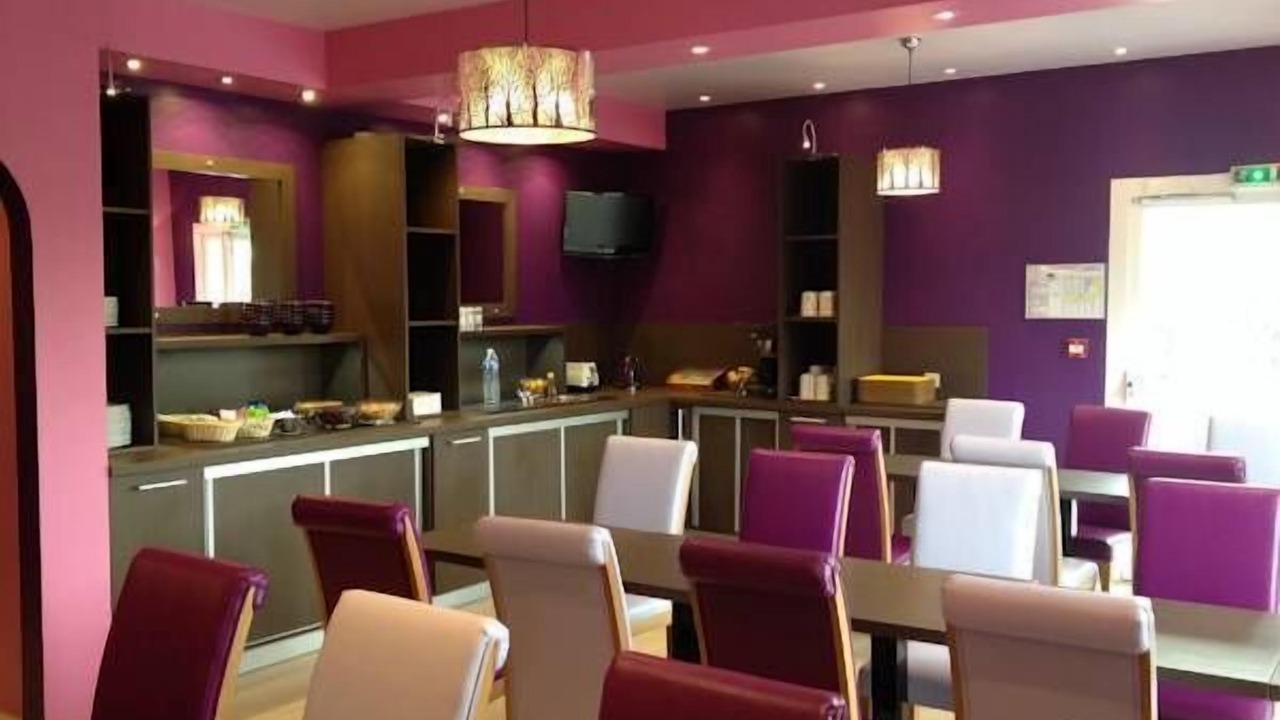 Photo of Others in Olivet