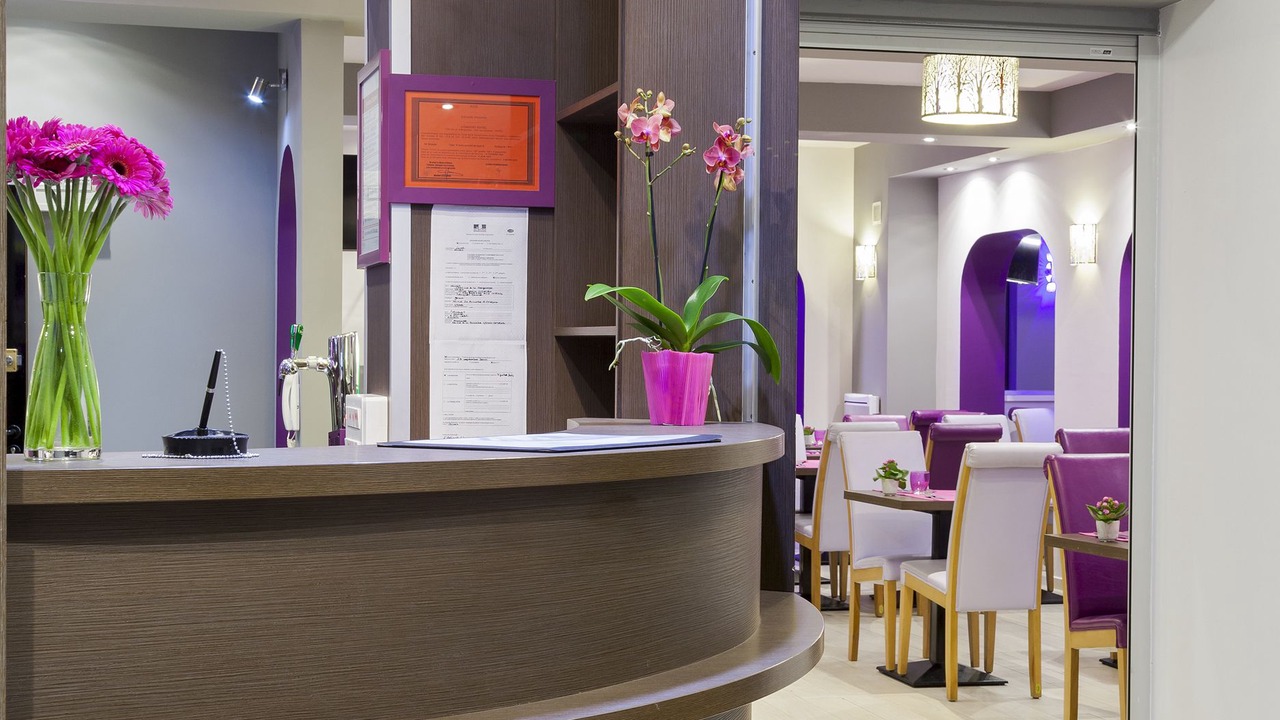 Photo of Others in Olivet