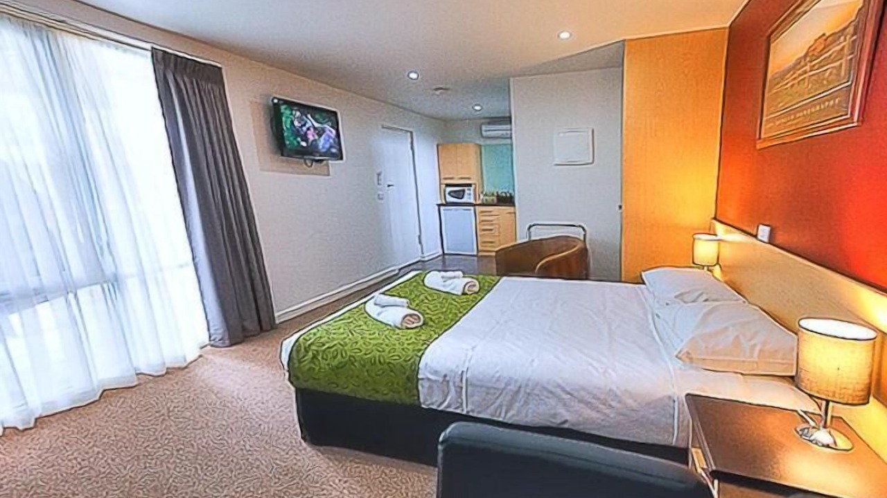 Photo of Others in Mansfield