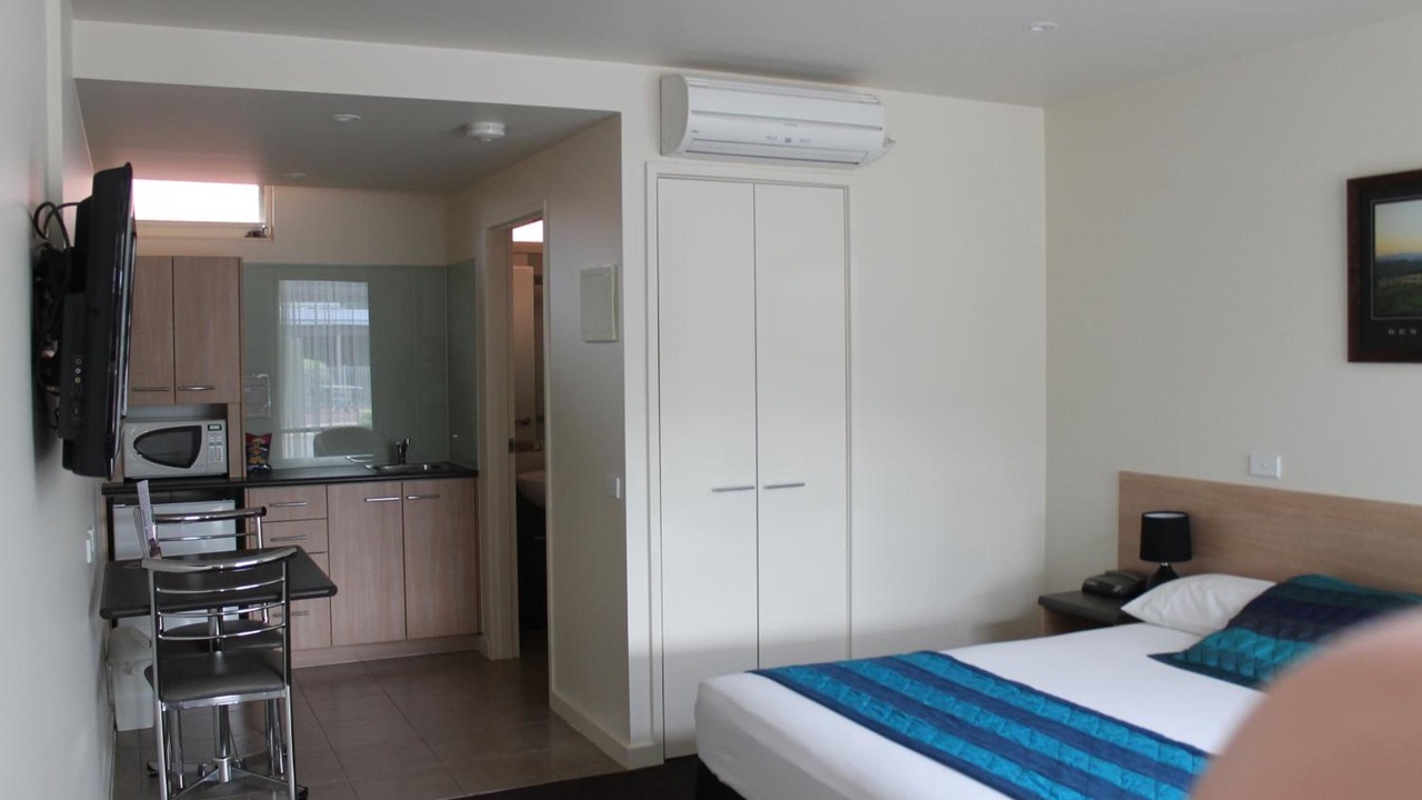 Photo of Others in Mansfield