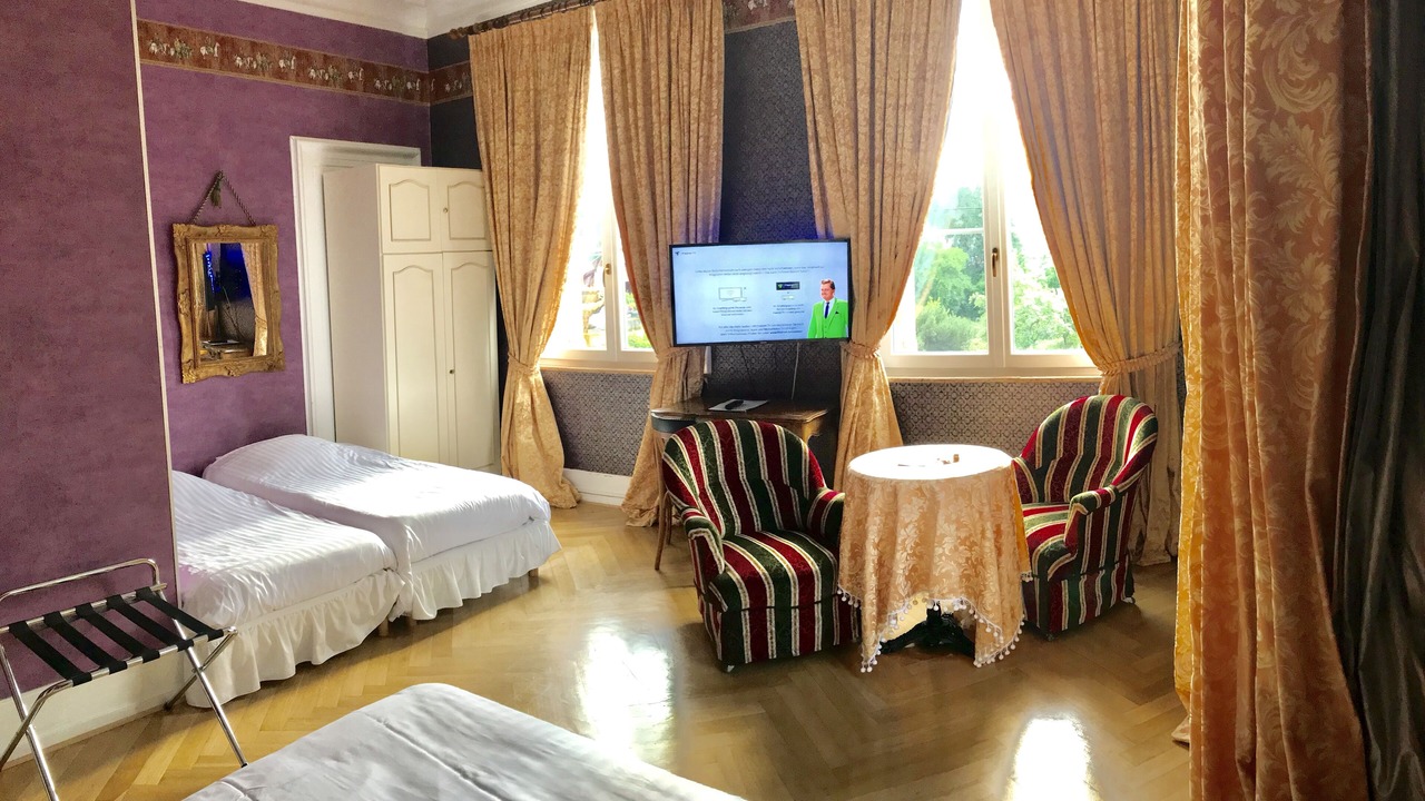 Photo of Others in Barr