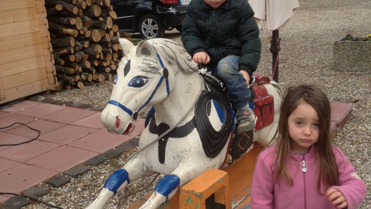 Photo of Others in Barr