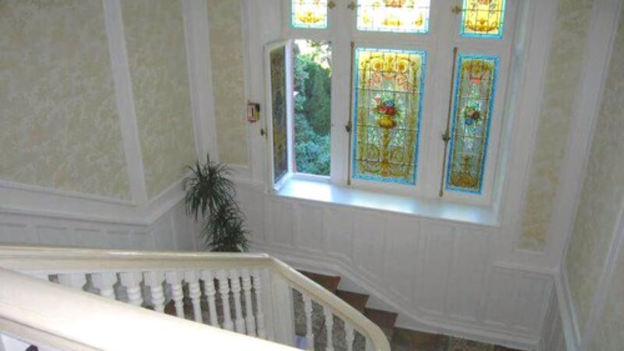 Photo of Others in Barr