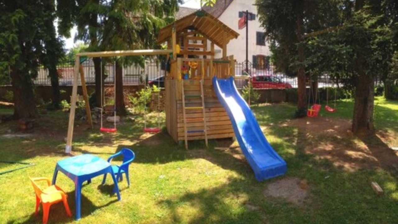 Photo of Outdoor in Barr