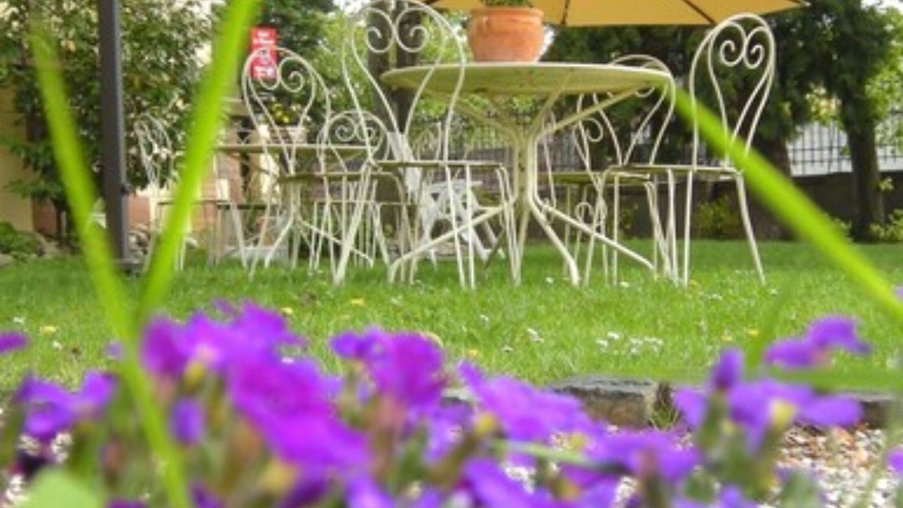 Photo of Outdoor in Barr