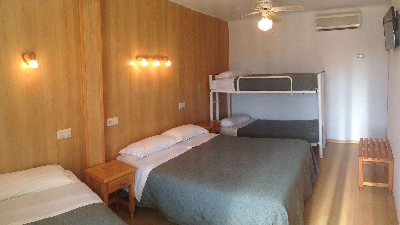 Photo of Bedroom in Roses Town Center