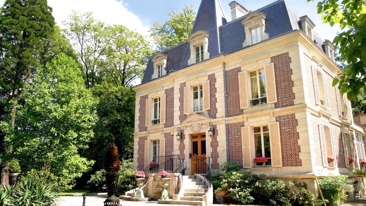 Photo of Outdoor in Bray-et-Lu