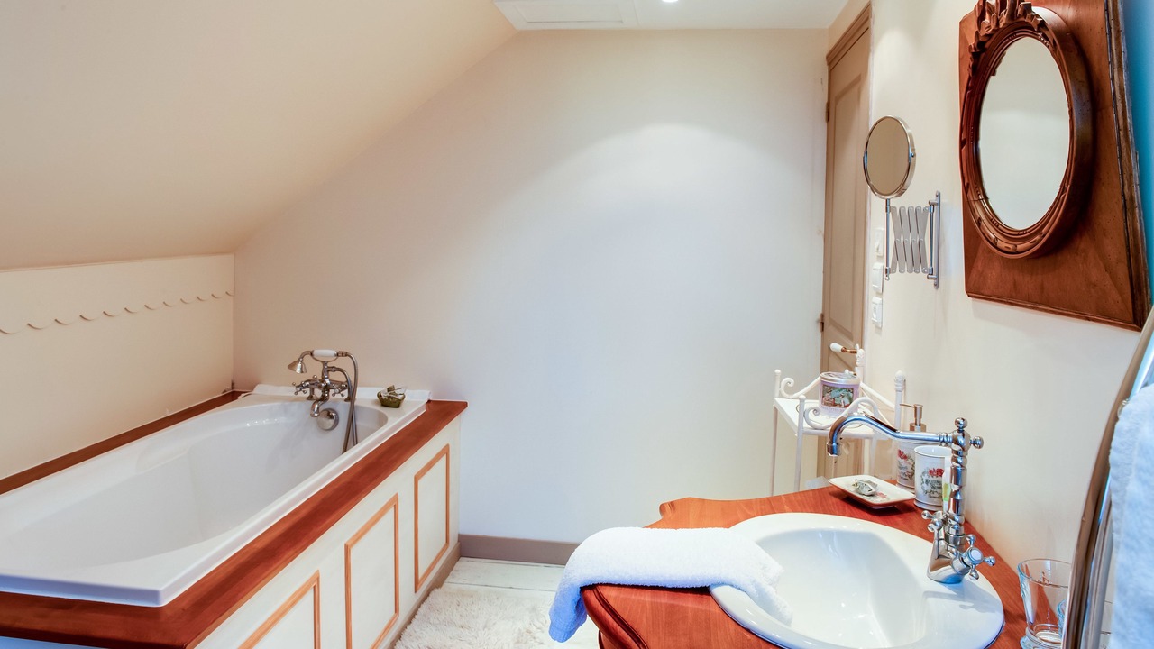Photo of Bathroom in Iffendic