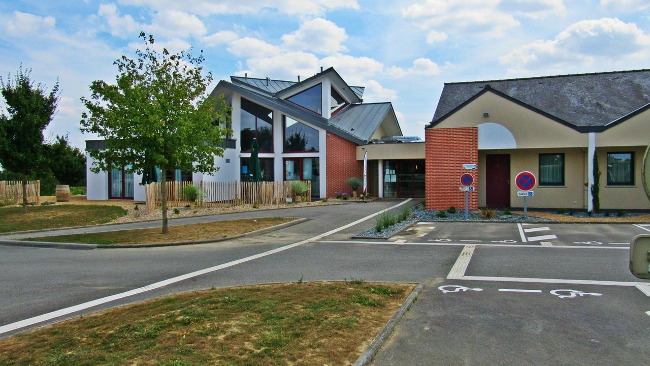 Photo of Outdoor in Etrelles