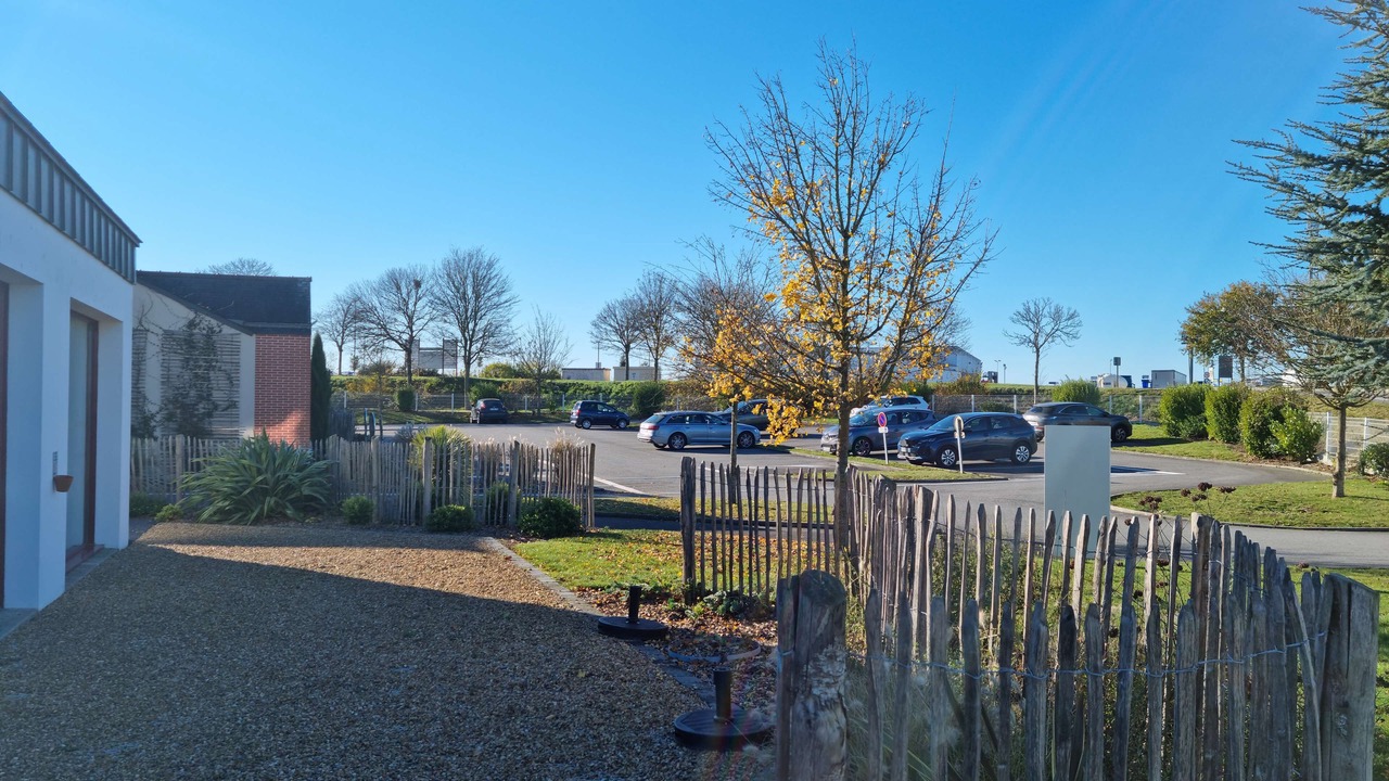 Photo of Outdoor in Etrelles