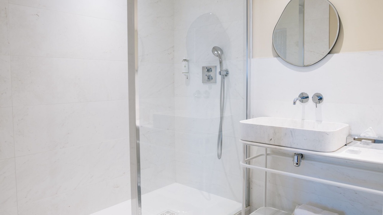 Photo of Bathroom in Morey-Saint-Denis