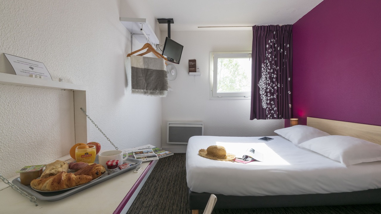Photo of Bedroom in Moneteau