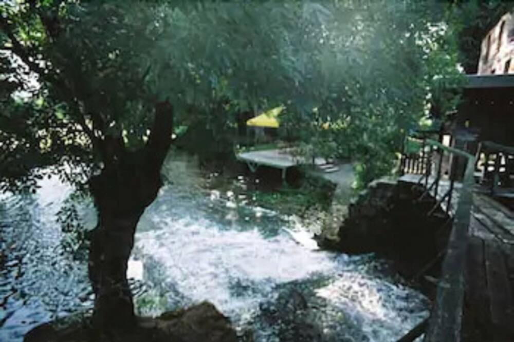 Photo of Outdoor in Saint-Omer-en-Chaussee