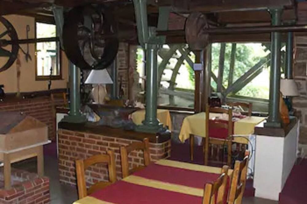 Photo of Others in Saint-Omer-en-Chaussee