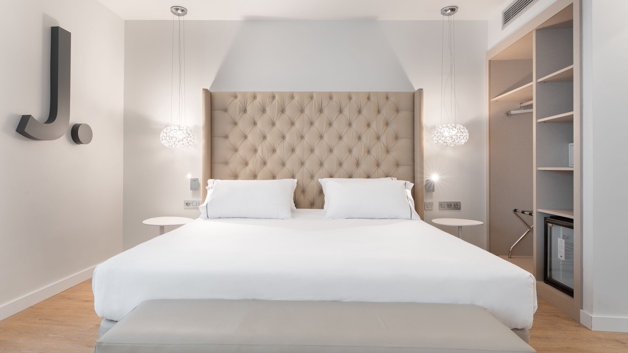 Photo of Bedroom in Logrono Historic Centre