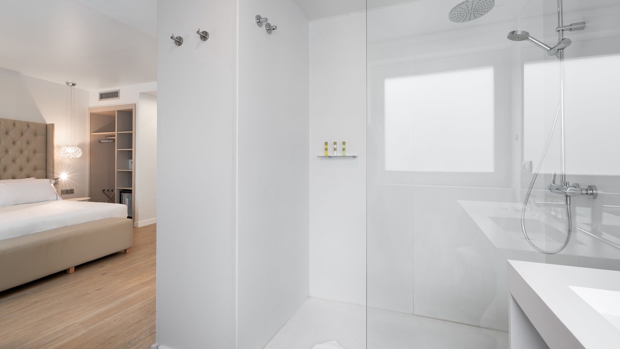 Photo of Bedroom in Logrono Historic Centre