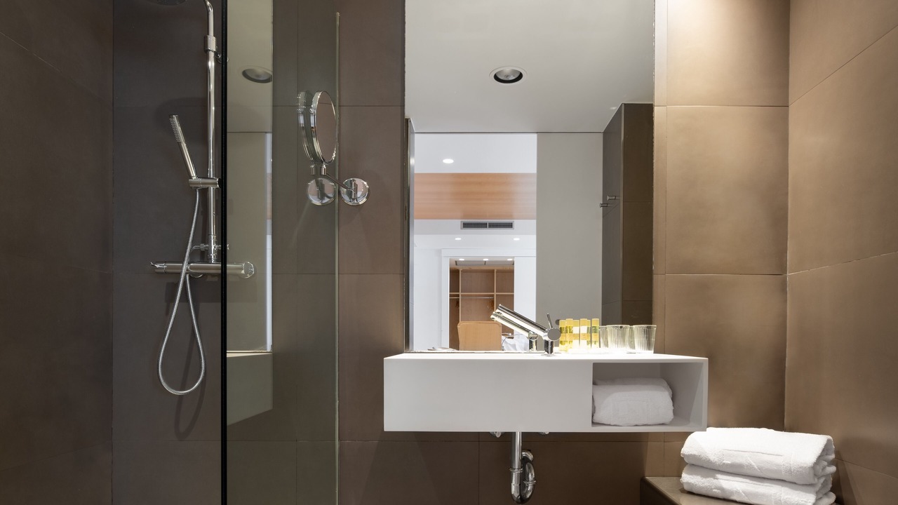 Photo of Bathroom in Logrono Historic Centre