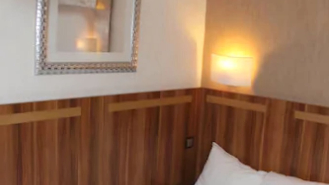 Photo of Bedroom in Richebourg - Saint-Clement